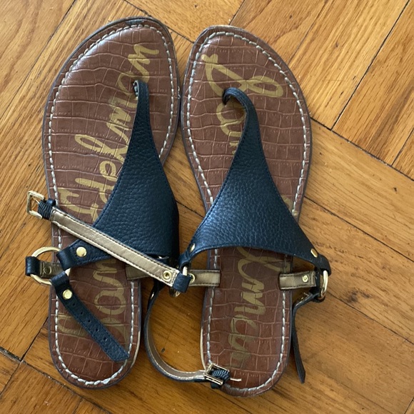 Beautiful and comfortable leather Sam Edelman sandals - Picture 7 of 10